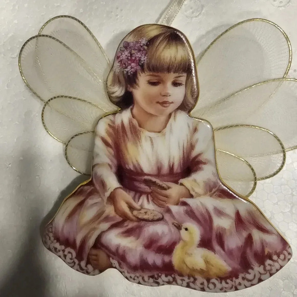 "Heavens Little Angels" Ornament Collection. Set of 3 ceramic, flat a... - Picture 7 of 9
